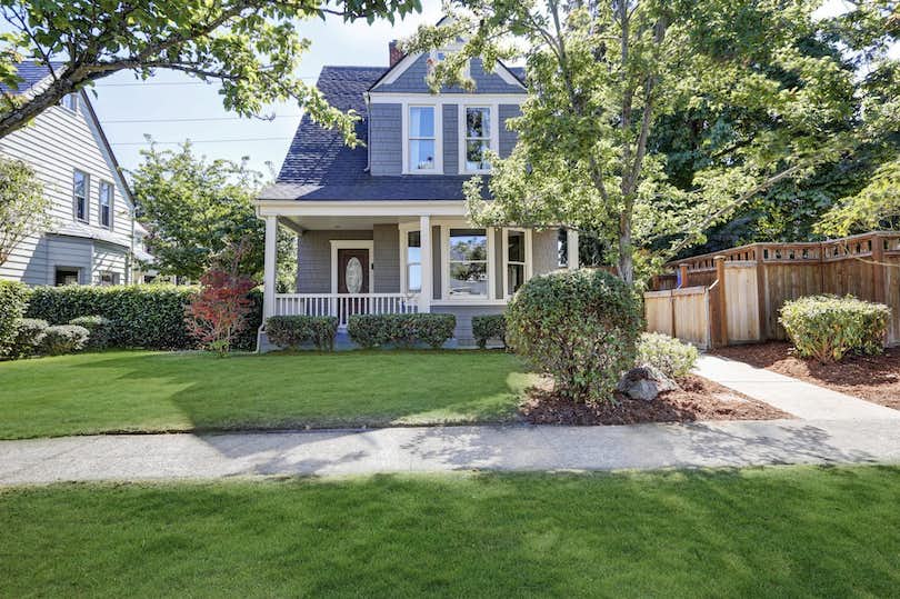American front house with well-kept front yard and beautiful curb appeal.